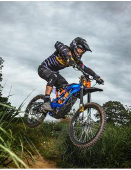 Surron Light Bee 2025. Moto elétrica | Surron Garage